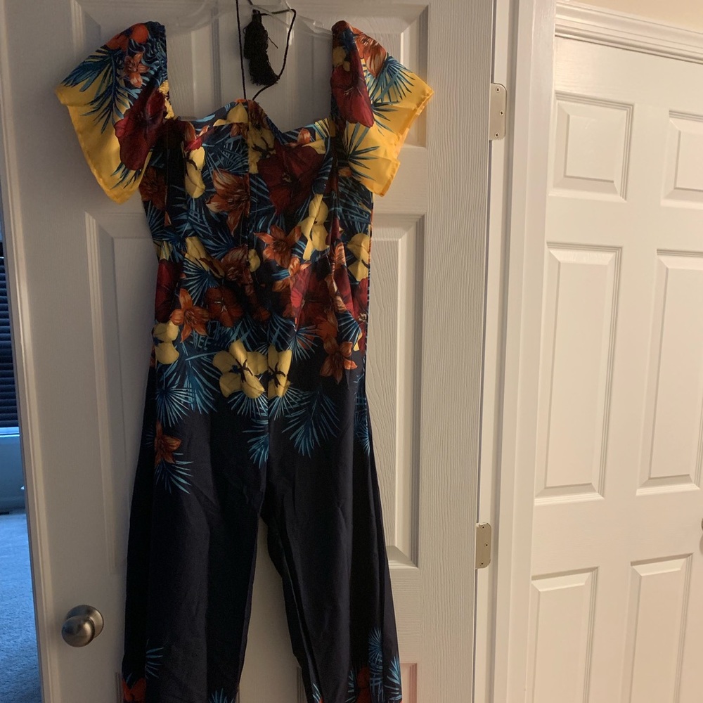 Ladies off shoulder jumpsuit